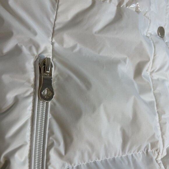 kate spade white puffa coat in shiny and matte nylon with faux fur collar - Picture 4 of 10